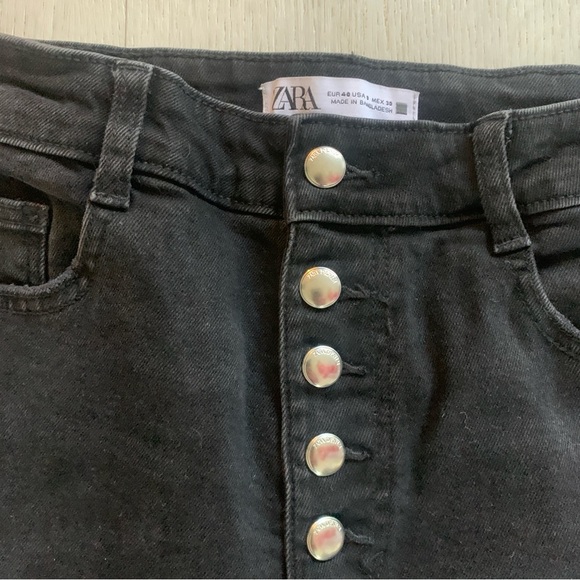 Zara Black Jeans‎ with 5 Buttons - Picture 4 of 12